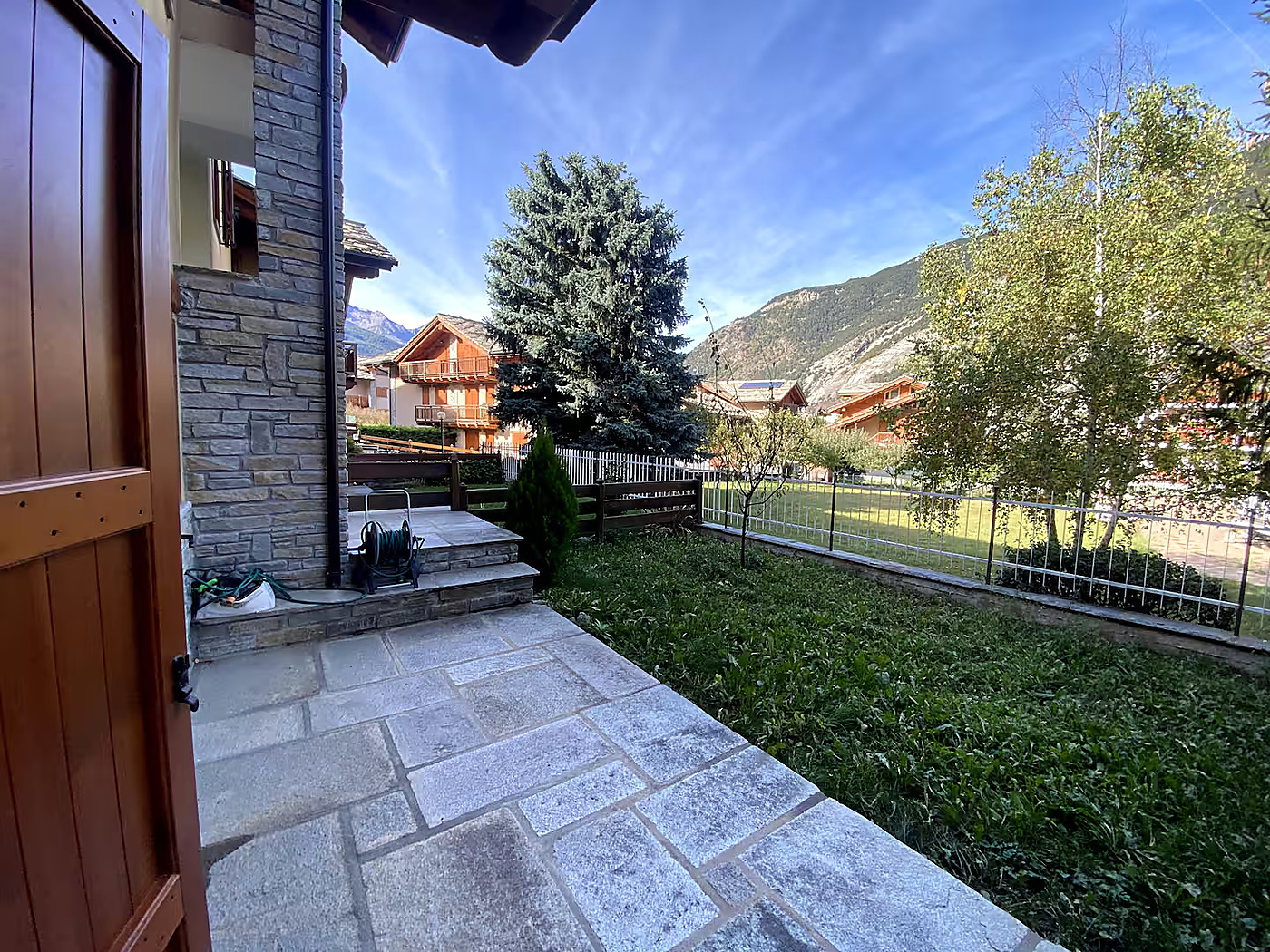 Oulx - Appartamento con Giardino